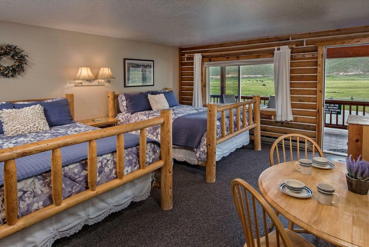 Redfish Riverside Inn Stanley Εξωτερικό φωτογραφία